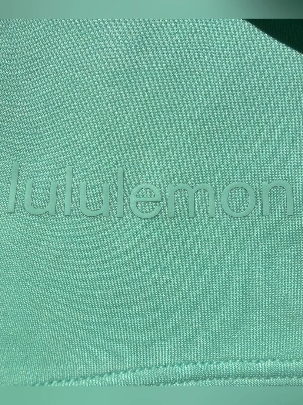 Like New - Lululemon Mint Green Cropped Sweatshirt (L)